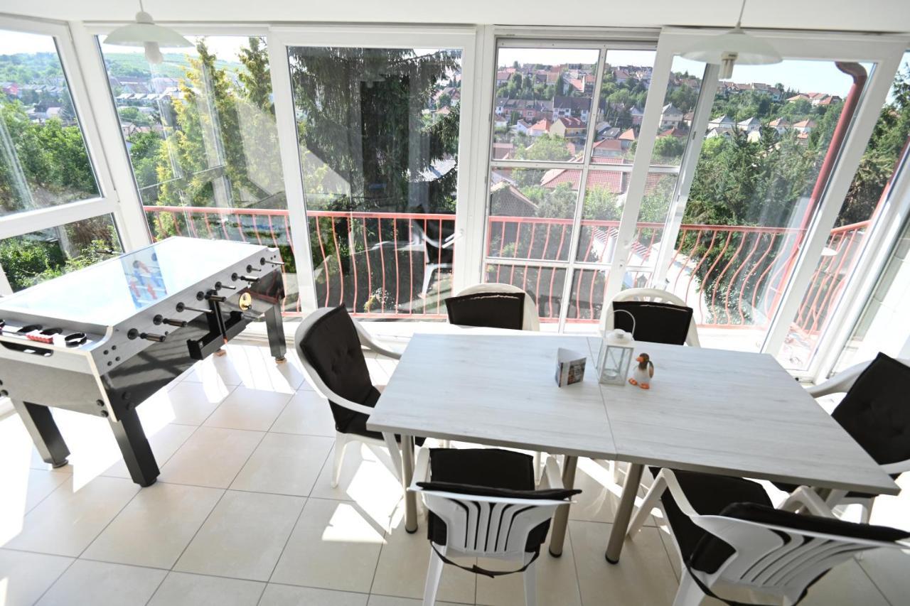 Borbarat Vendeghaz Villa Eger Exteriör bild
