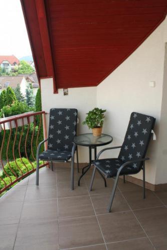 Borbarat Vendeghaz Villa Eger Exteriör bild